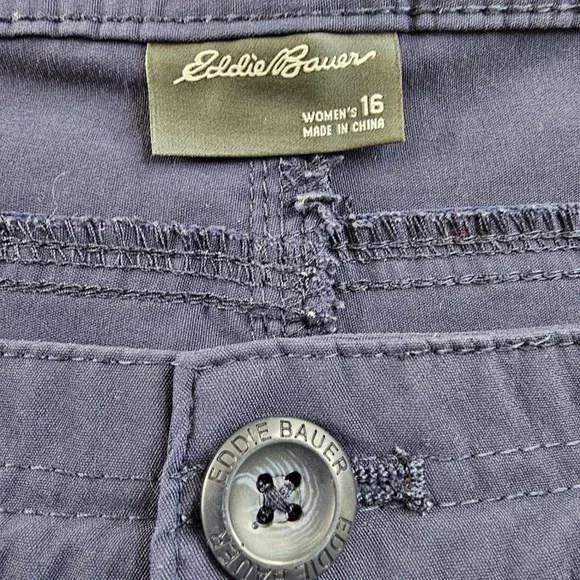 Eddie Bauer Cargo Shorts Women's 16 Navy Nylon Stretch Casual Mid-Rise Outdoor‎ - Picture 8 of 11